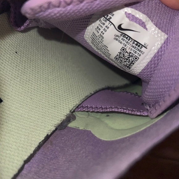 Nike Shoes - Picture 4 of 5